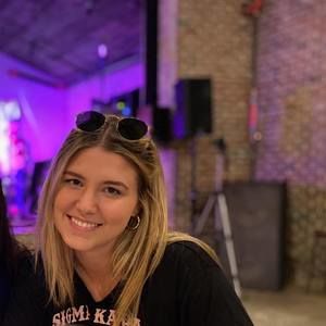 Meet your Posher, Lexi